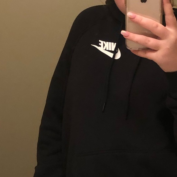 Meet your Posher, Veronica - Picture 1 of 1